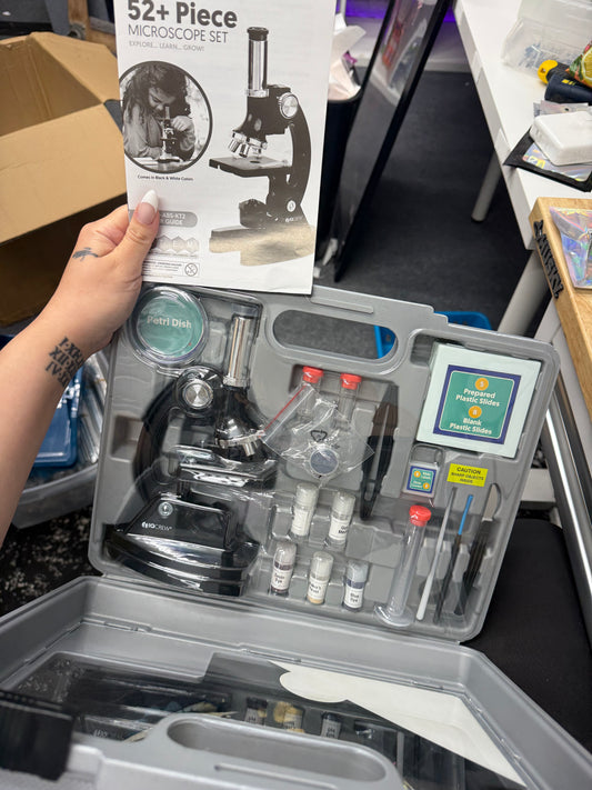 IQ Crew 52 piece kids microscope kit NEW